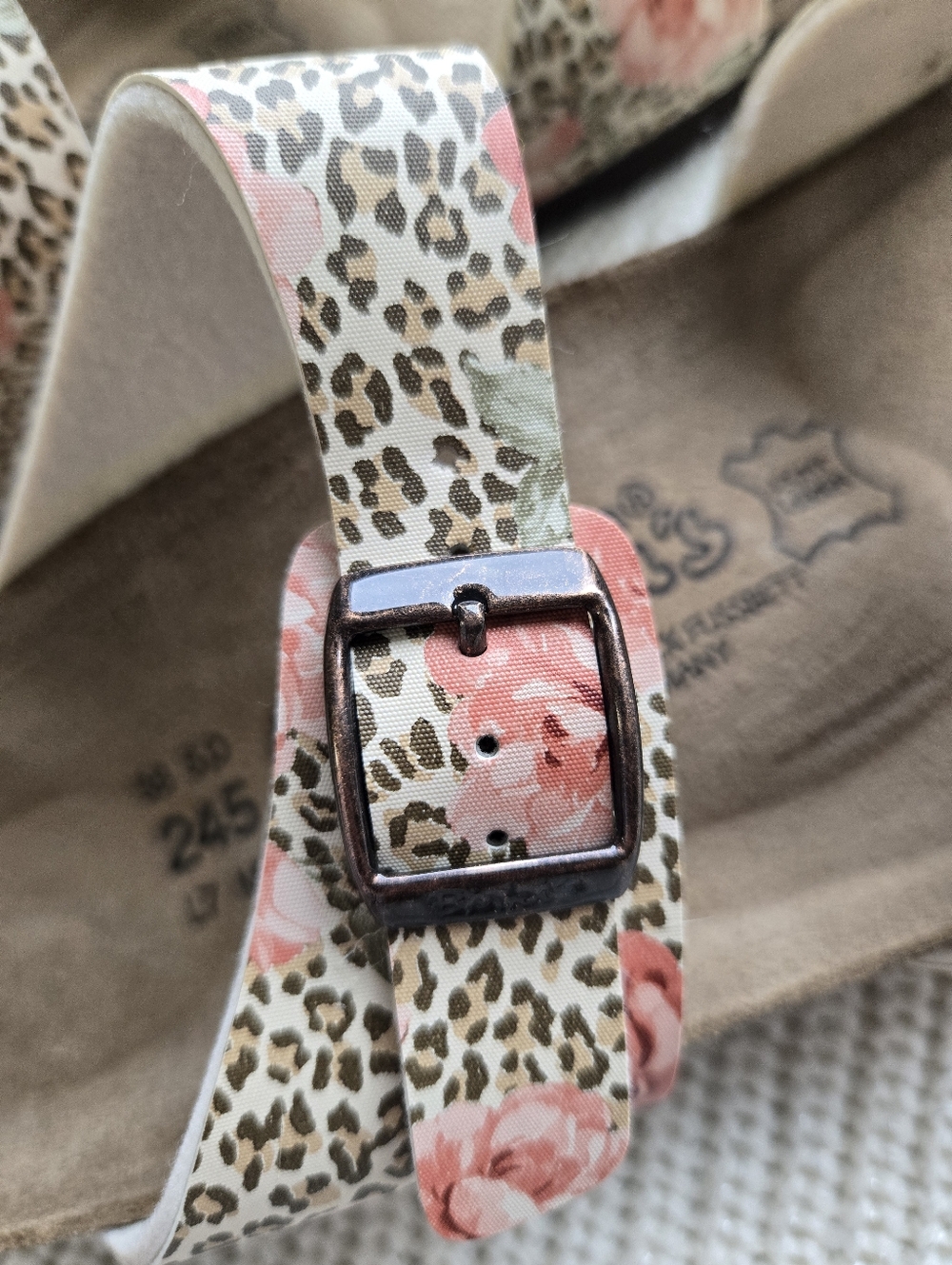 Birkenstock Birki’s Michele Leopard & Roses Print Sandals Size 38 NIB Rare - Picture 7 of 14